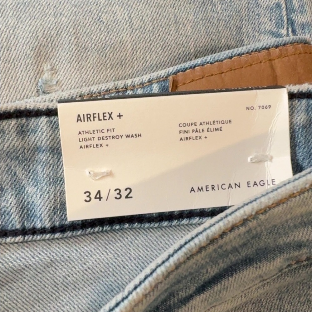 American Eagle Outfitters Light Wash Straight Jeans
